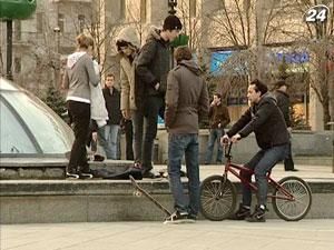 Українці готуються до нової хвилі безробіття Українці готуються до нової хвилі безробіття