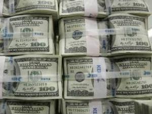 Украинцы в Польше подделали гособлигации США на 100 миллионов долларов