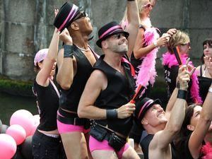 Минюст легализовал Совет геев, лесбиянок и бисексуалов