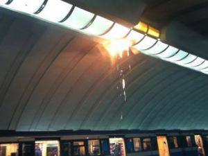 У Києві ще 2 станції метро можуть загорітись У Києві ще 2 станції метро можуть загорітись