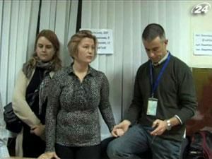 Підсумок дня: Регіонал силою виганяв з дільниці НУНСівку Підсумок дня: Регіонал силою виганяв з дільниці НУНСівку