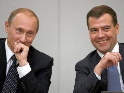 Політика як казка: Путін - Папа Карло, а Медведєв - Буратіно Політика як казка: Путін - Папа Карло, а Медведєв - Буратіно