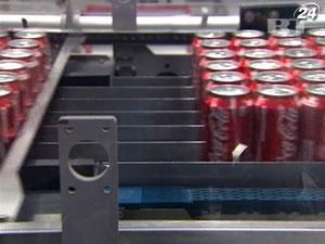 Американці відмовляються від газованих напоїв Американці відмовляються від газованих напоїв