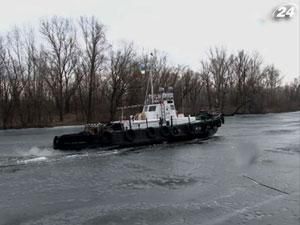 Дніпропетровські рятувальники розпочали криголамні роботи Дніпропетровські рятувальники розпочали криголамні роботи