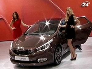 На Женевському автошоу дебютував хетчбек Kia Cee'd На Женевському автошоу дебютував хетчбек Kia Cee'd