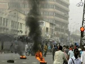 Бунтівники розграбували президентський палац у столиці Малі