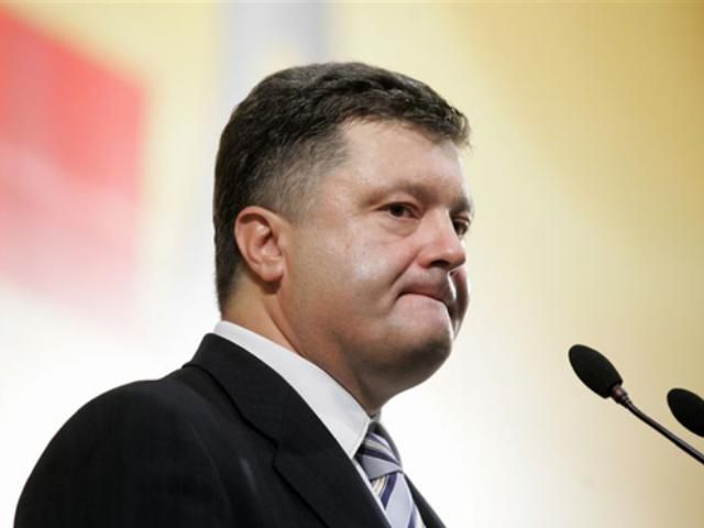 Порошенко написал Януковичу план своей работы Порошенко написал Януковичу план своей работы