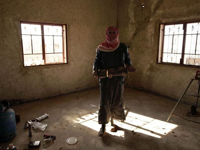 Сирийские повстанцы останавливают войска Асада Сирийские повстанцы останавливают войска Асада