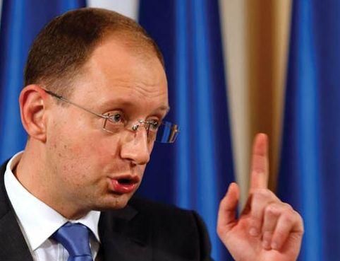 Яценюк заверил экс-президента Латвии, что оппозиция победит