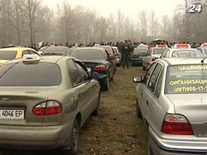 Таксисты: Установка счетчика не повлияет на цену проезда Таксисты: Установка счетчика не повлияет на цену проезда