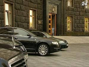 Министерство финансов выведет на внутренний рынок новый инструмент Министерство финансов выведет на внутренний рынок новый инструмент