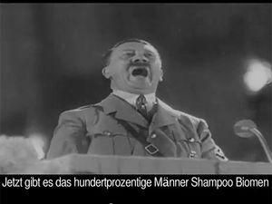 У Туреччині єврейська громада обурена рекламою з Гітлером У Туреччині єврейська громада обурена рекламою з Гітлером