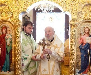 Митрополит Владимир впервые после болезни провел богослужение