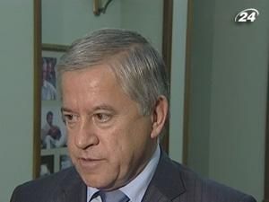 Кинах: Деньги украинцев должны стать альтернативой кредитам МВФ Кинах: Деньги украинцев должны стать альтернативой кредитам МВФ