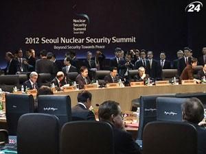 Експерт: Для Януковича ядерний саміт є способом показати, що він важливий гравець Експерт: Для Януковича ядерний саміт є способом показати, що він важливий гравець