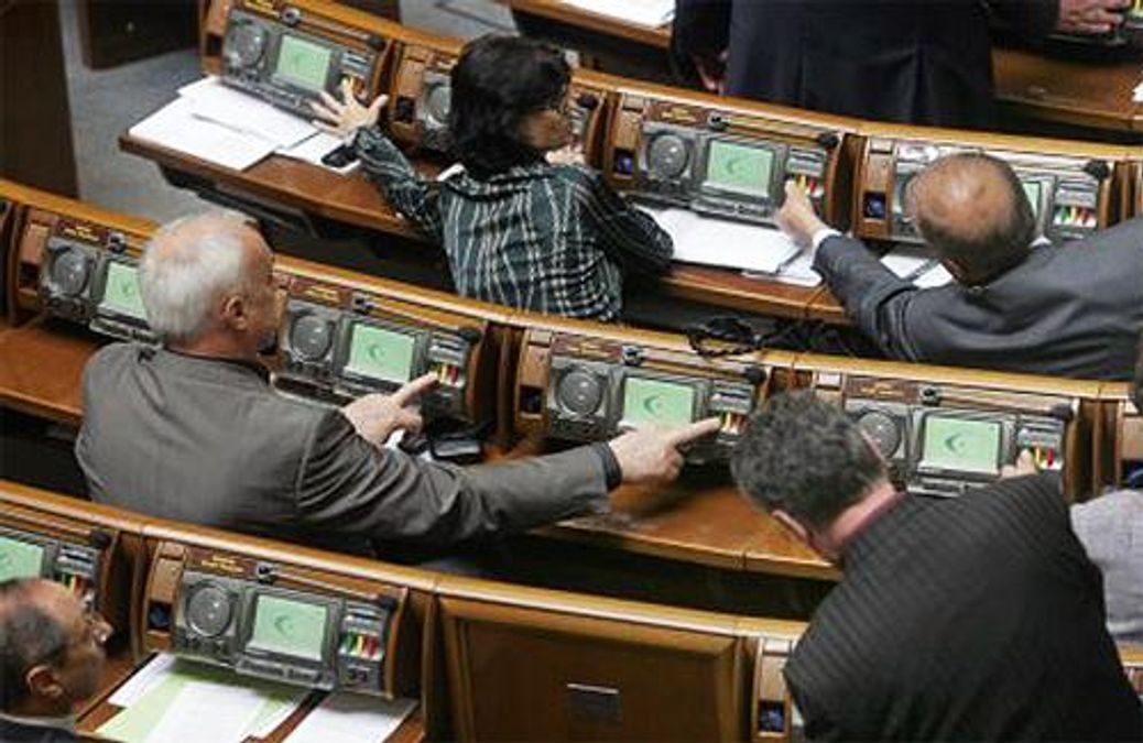 "Регіонали" очолюють список прогульників засідань Верховної Ради