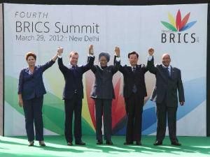 Країни БРІКС хочуть відмовитись від євро і долара Країни БРІКС хочуть відмовитись від євро і долара