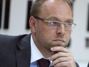 Власенко: "Дело ЕЭСУ" в отношении Тимошенко является абсурдным Власенко: "Дело ЕЭСУ" в отношении Тимошенко является абсурдным