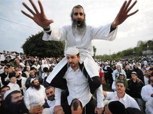 Министр туризма Израиля просит украинскую власть обеспечить безопасность хасидов в Умани Министр туризма Израиля просит украинскую власть обеспечить безопасность хасидов в Умани