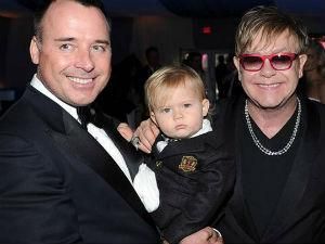 Елтон Джон вдруге стане батьком Елтон Джон вдруге стане батьком