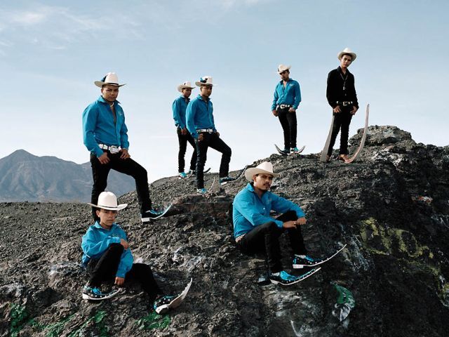 В Мексике популярны танцы в длинноносых ботинках В Мексике популярны танцы в длинноносых ботинках