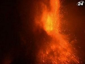 В самом активном вулкане в Европе произошло извержение