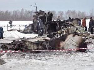 Свідки кажуть, що незадовго до падіння ATR-72 з двигунів йшов дим Свідки кажуть, що незадовго до падіння ATR-72 з двигунів йшов дим