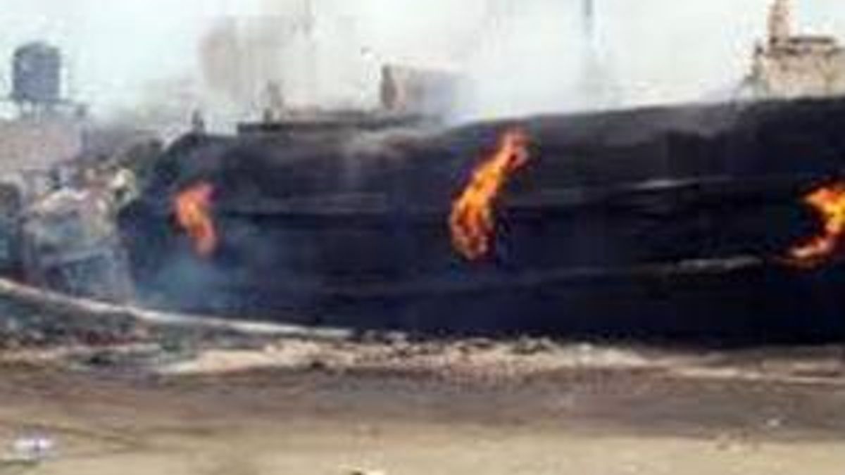 У Нігерії близько 30 людей загинули внаслідок вибуху бензовозу