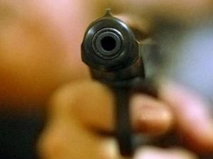 Невідомий у США обстріляв школу Невідомий у США обстріляв школу