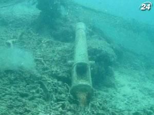 В Индонезии процветает черный рынок затонувших артефактов В Индонезии процветает черный рынок затонувших артефактов