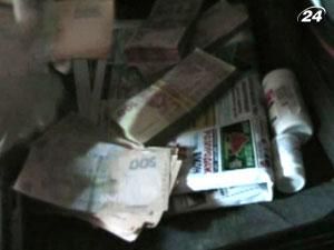 Задержали председателя госэкоинспекции Волыни за взятку в размере 100 тыс. грн. Задержали председателя госэкоинспекции Волыни за взятку в размере 100 тыс. грн.