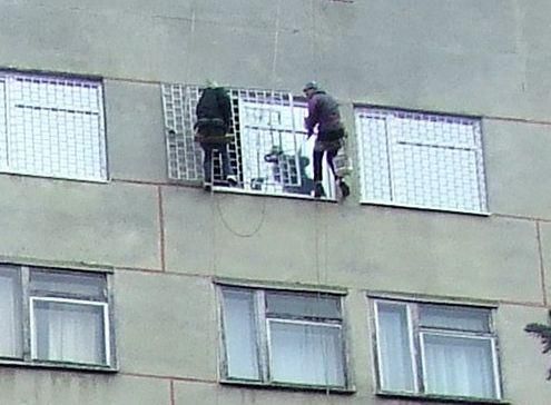 Тимошенко лікуватимуть у трикімнатній палаті без відеоспостереження Тимошенко лікуватимуть у трикімнатній палаті без відеоспостереження