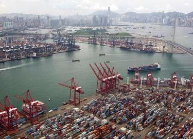 У Гонконгу арештували теплохід з українцями на борту У Гонконгу арештували теплохід з українцями на борту