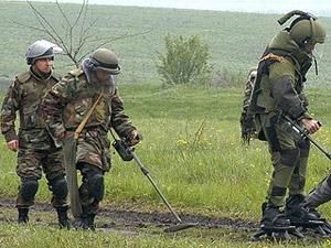 Росія почала розміновувати Чечню Росія почала розміновувати Чечню