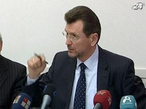Експерти радять українцям не забирати депозити з банків