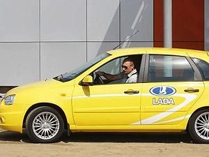 Путін вимагає пересадити всіх чиновників на вітчизняні авто Путін вимагає пересадити всіх чиновників на вітчизняні авто