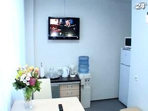 На следующей неделе к Тимошенко приедут немецкие врачи - 5 апреля 2012 - Телеканал новин 24 На следующей неделе к Тимошенко приедут немецкие врачи - 5 апреля 2012 - Телеканал новин 24