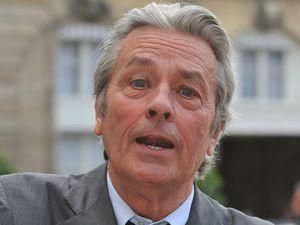 Ален Делон выздоровел после операции на сердце Ален Делон выздоровел после операции на сердце