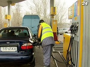 Кабмін регулюватиме ціни через плаваючу ставку акцизу Кабмін регулюватиме ціни через плаваючу ставку акцизу
