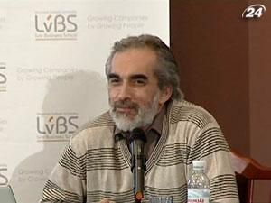 Про важливість аналізу історії з бізнесменами дискутував Ярослав Грицак Про важливість аналізу історії з бізнесменами дискутував Ярослав Грицак