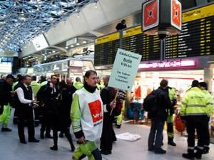 Завдяки страйкам працівникам німецьких аеропортів підняли зарплати