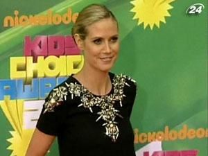 Хайди Клум просит суд о расторжении брака с Силом Хайди Клум просит суд о расторжении брака с Силом