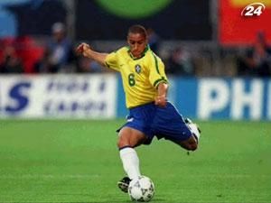 Роберто Карлос - гармаш зі Сан-Паулу Роберто Карлос - гармаш зі Сан-Паулу