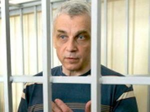 Иващенко доставили в суд в карете скорой помощи