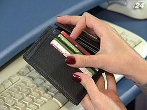 Украинцы стали активнее использовать пластиковые карты Украинцы стали активнее использовать пластиковые карты