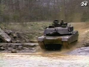 Танк M1 Abrams - один из самых совершенных среди современных боевых машин