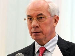 Азаров каже підтримувати виробників м'яса та фермерів Азаров каже підтримувати виробників м'яса та фермерів