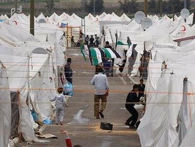 Сирия обстреляла лагерь беженцев в Турции Сирия обстреляла лагерь беженцев в Турции