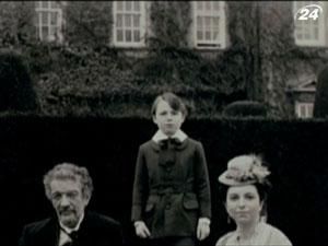 "Жінка в чорному": лондонський адвокат Кіппс погоджується на сумнівну справу "Жінка в чорному": лондонський адвокат Кіппс погоджується на сумнівну справу