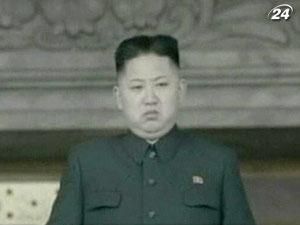 У Північній Кореї нова партійна ідеологія - "Кімірсенізм" і "Кімченірізм" У Північній Кореї нова партійна ідеологія - "Кімірсенізм" і "Кімченірізм"